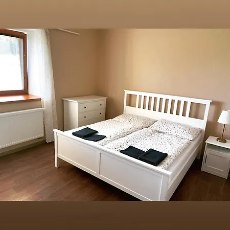 Semesterbostad U Lesa - Nova Ves *